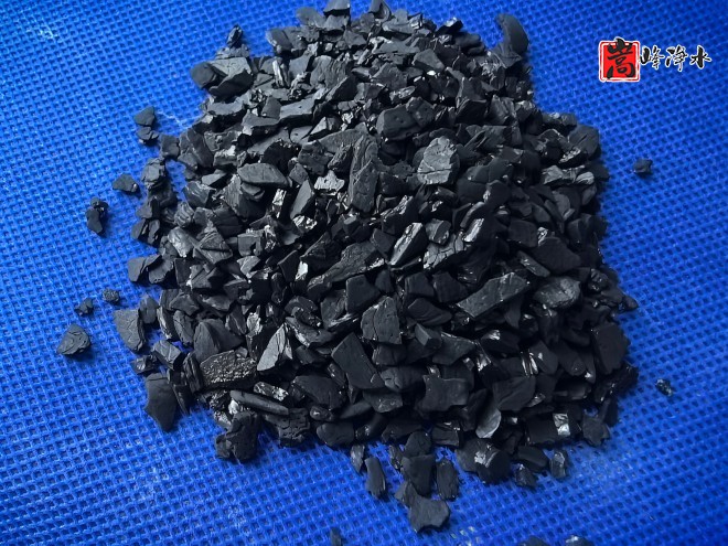 Ҭ������̿��VOCs̎���еđ�(y��ng)��ǰ��|������Ҭ�����ߵ�ֵ����ˮ��ˮ̎�����ԁ�(l��i)ˮ����������̿�V�ϬF(xi��n)��(ch��ng)�D